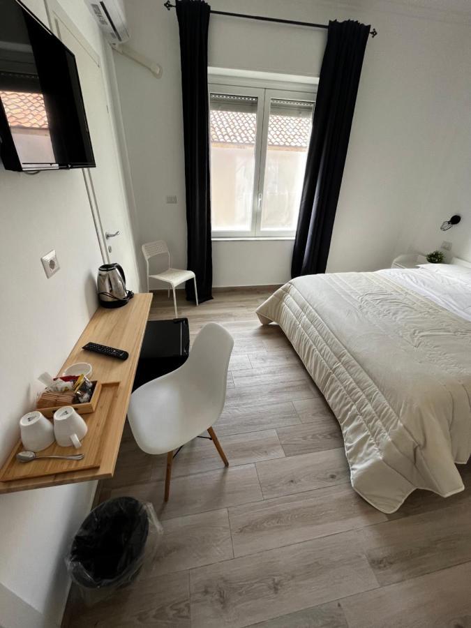 Dimora Sicula Guest House 카타니아 외부 사진